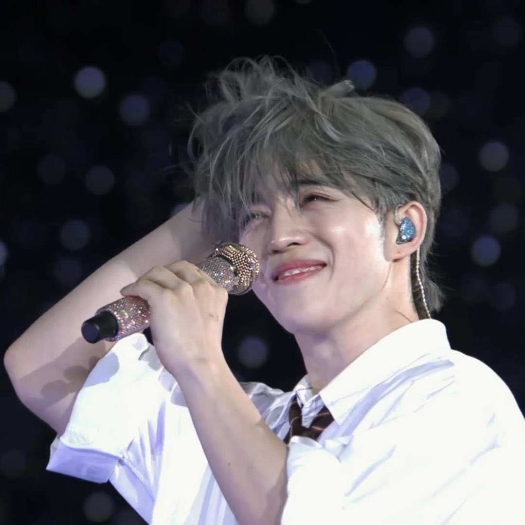 aboutscoups's tweet photo. my precious seungcheol, always be happy 🤍 https://t.co/VAgufMTLui