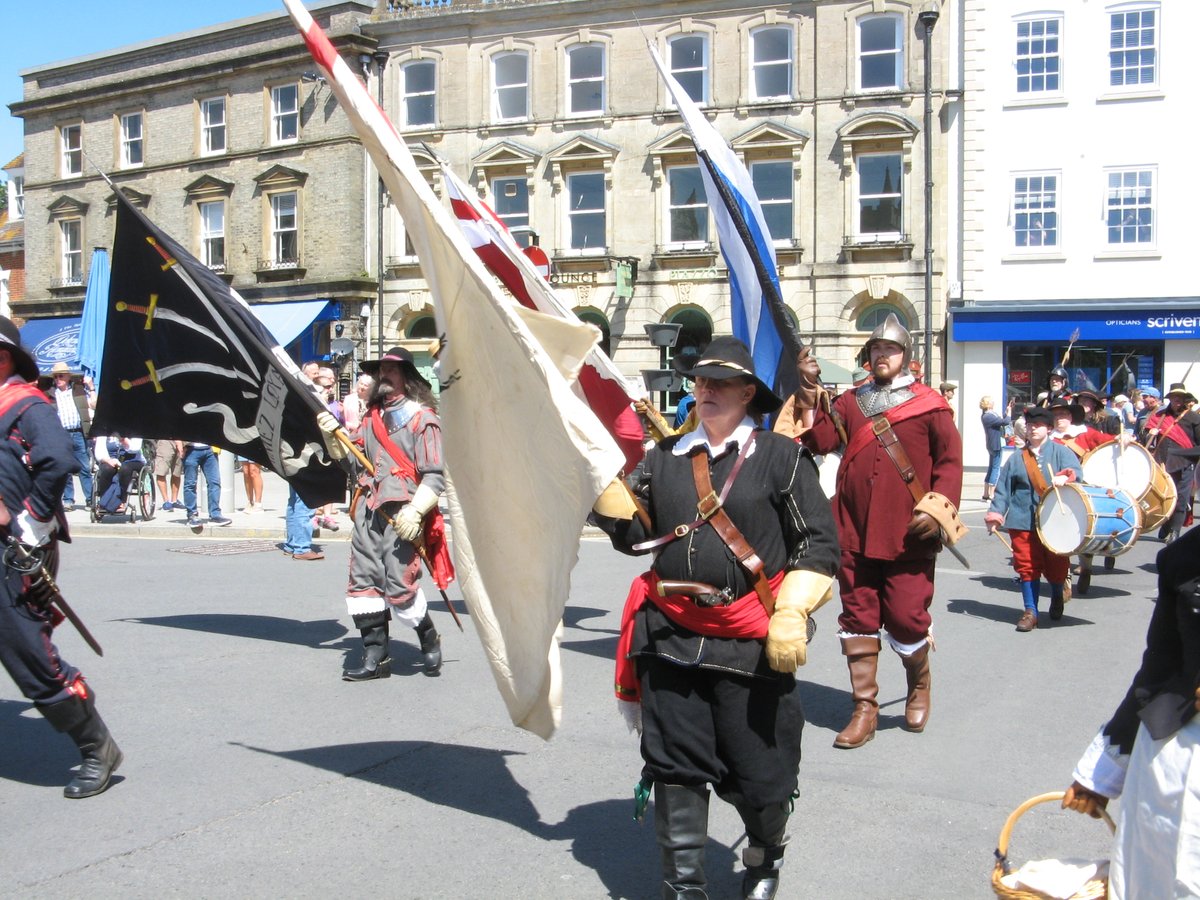 RustynailsMike's tweet image. There here.. The English Civil War Society.. Wimborne, the Battle..