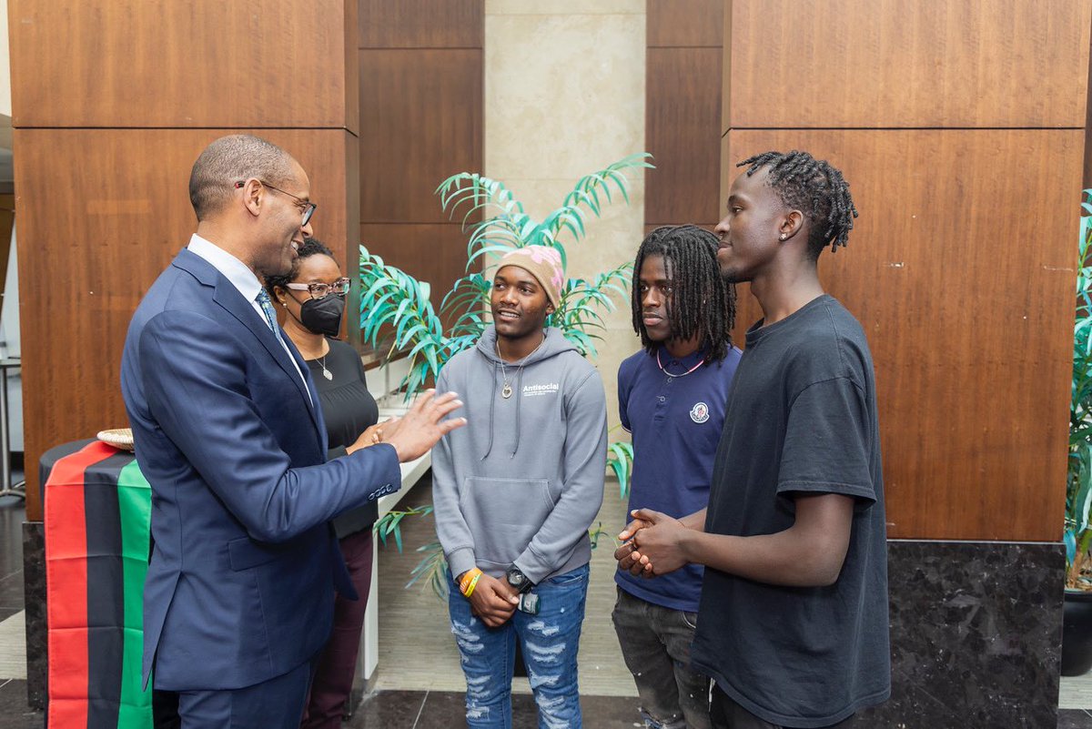 TDSB students meet the first Black Speaker of the House the Hon. Greg Fergus on May 16th at TMU.  Thank you to the team from The Black Opportunity Fund Craig Wellington (CEO) and Nicole Waldron for the invite.  Students from Birchmount Park CI enjoyed the convo, interview and Q&amp;A
