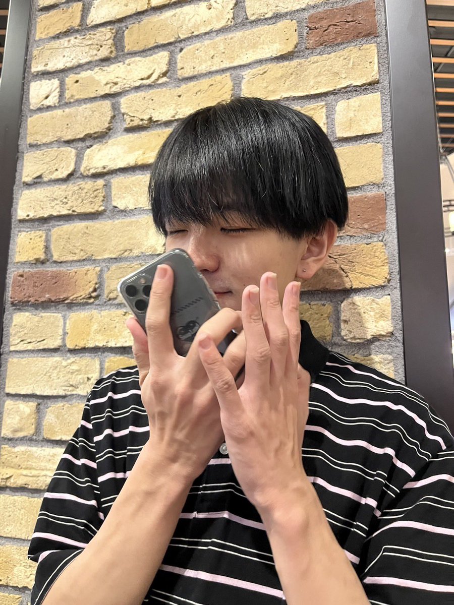 yu__06_4's tweet photo. そーえばやっとピアス開けました https://t.co/Nfwce2AHcc