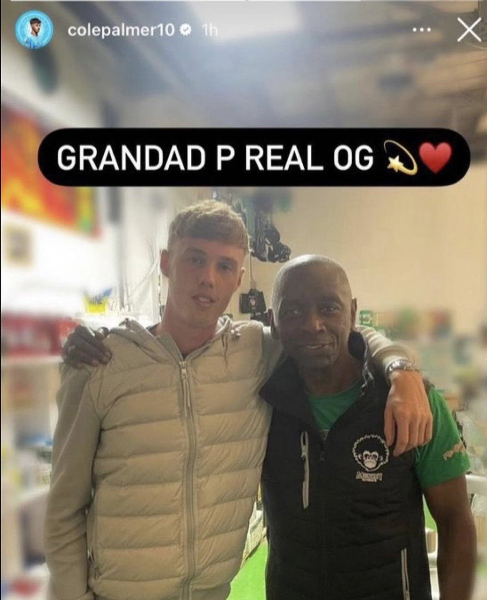 Chelsea football player; Cole Palmer with his grandad. 💙🇰🇳😳
