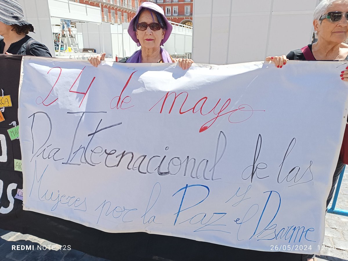 Mujeres de Negro contra las Guerras @MdN_Madrid 'Consideramos las guerras como el mayor exponente de todas las violencias contra las mujeres, la sociedad y el ecosistema. Las guerras son un crimen contra la humanidad ..' #StopMilitarismo #ParemosLasGuerras mujeresdenegromadrid.blogspot.com/2024/05/convoc…