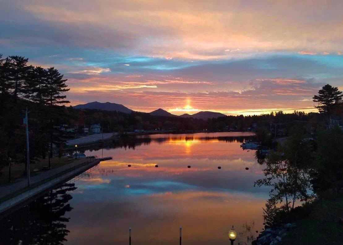 Good morning, #Adirondacks!
📍 Sunrise on Flower Lake
📷 Elizabeth Farmer