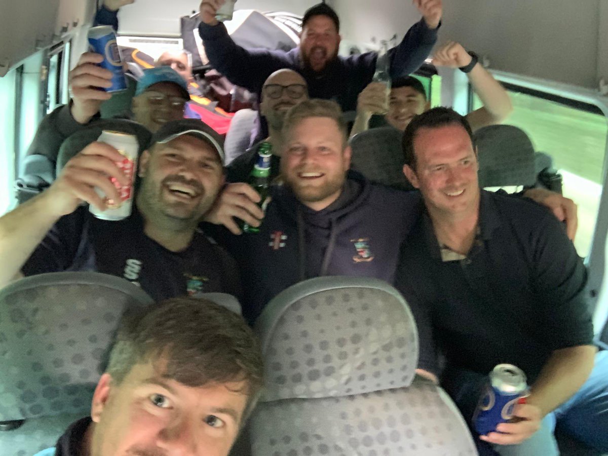 There’s a few sore heads this morning!
#winnerspiss #vengabus