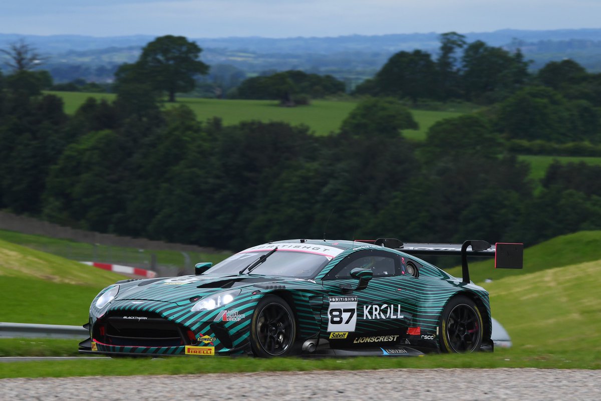 Qualified to perform. Follow the progress of our five Aston Martin Vantages in the 3 Hour British GT Championship race at Donington Park from 1300 BST. 💻⏱️: britishgt.com/watch-live #AstonMartin #Vantage #BritishGT