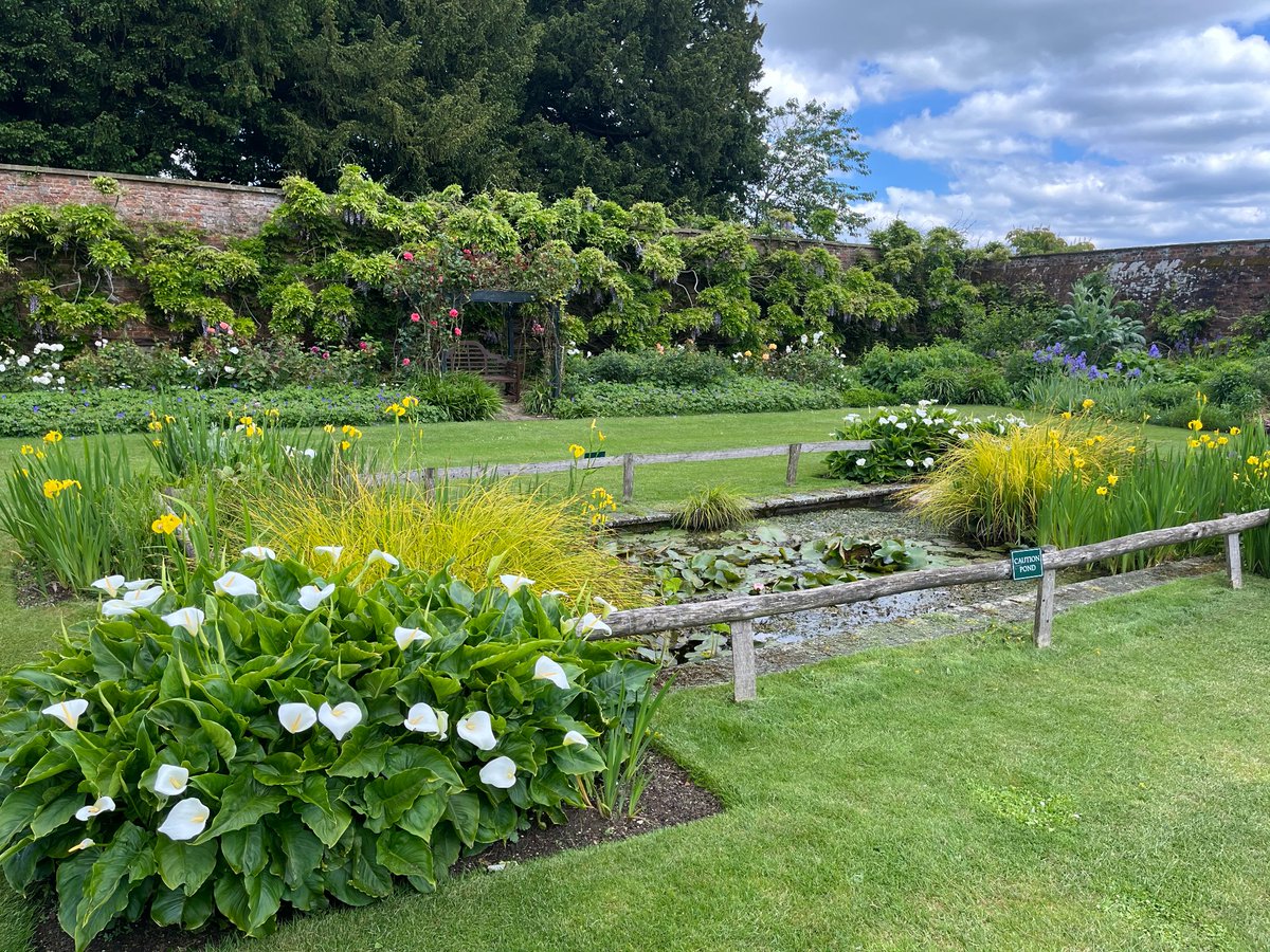 Gardens open daily, come and visit! 
#VisitKent #GW2for1 #HistoricHouses