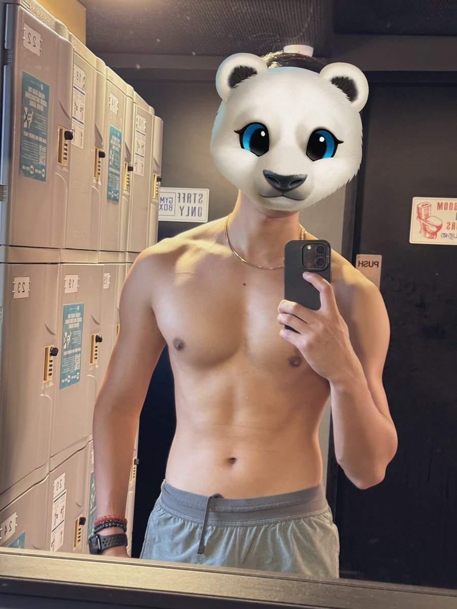 oooblivion1's tweet photo. 🐻 https://t.co/COWe2uH1L5