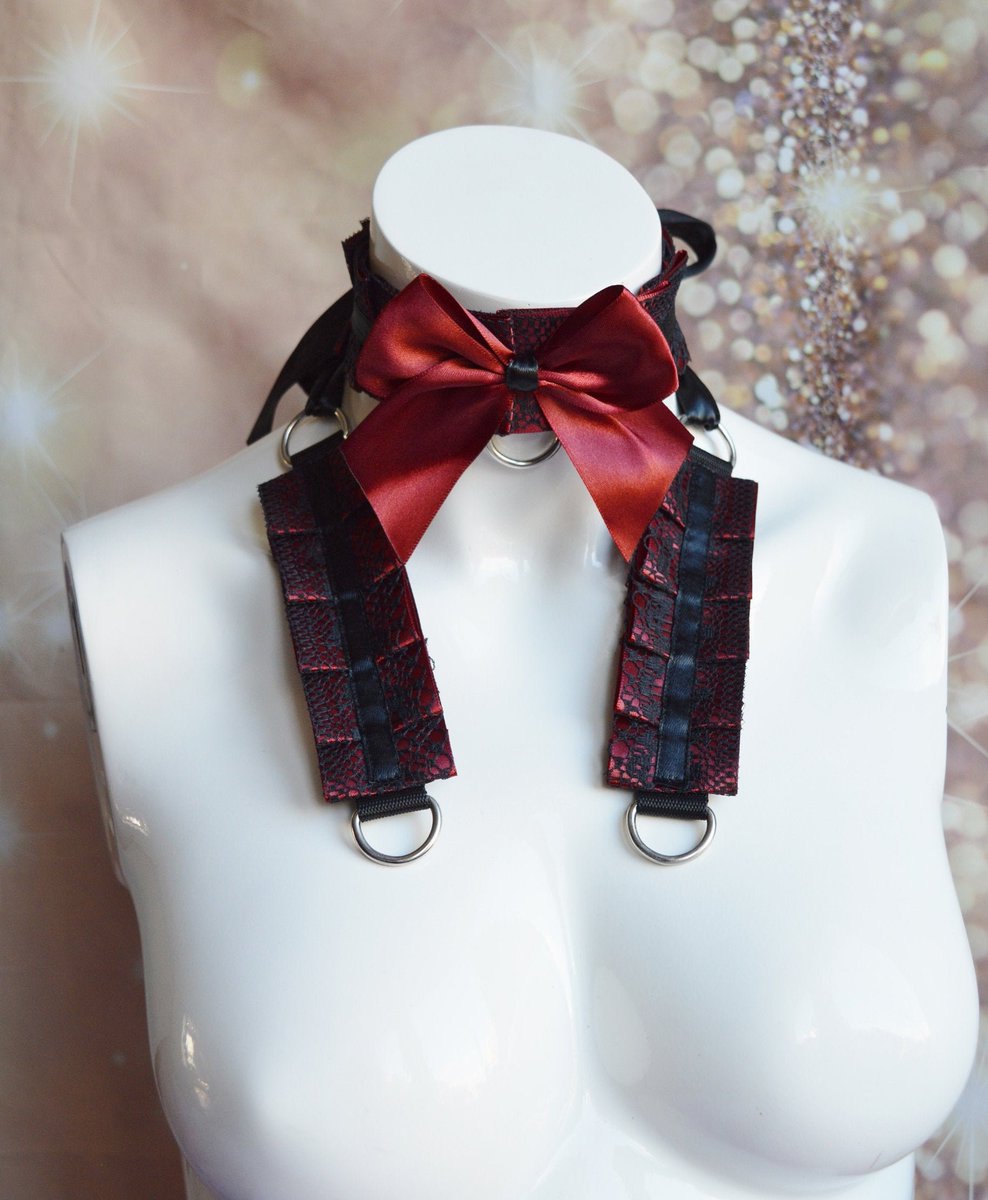 MtO - Gothic choker and wristband set - Larissa - goth victorian women lace collar necklace cuffs - dark cabaret princess - Nekollars tuppu.net/e9584cc0 #Etsy #Nekollars #NecklaceChoker