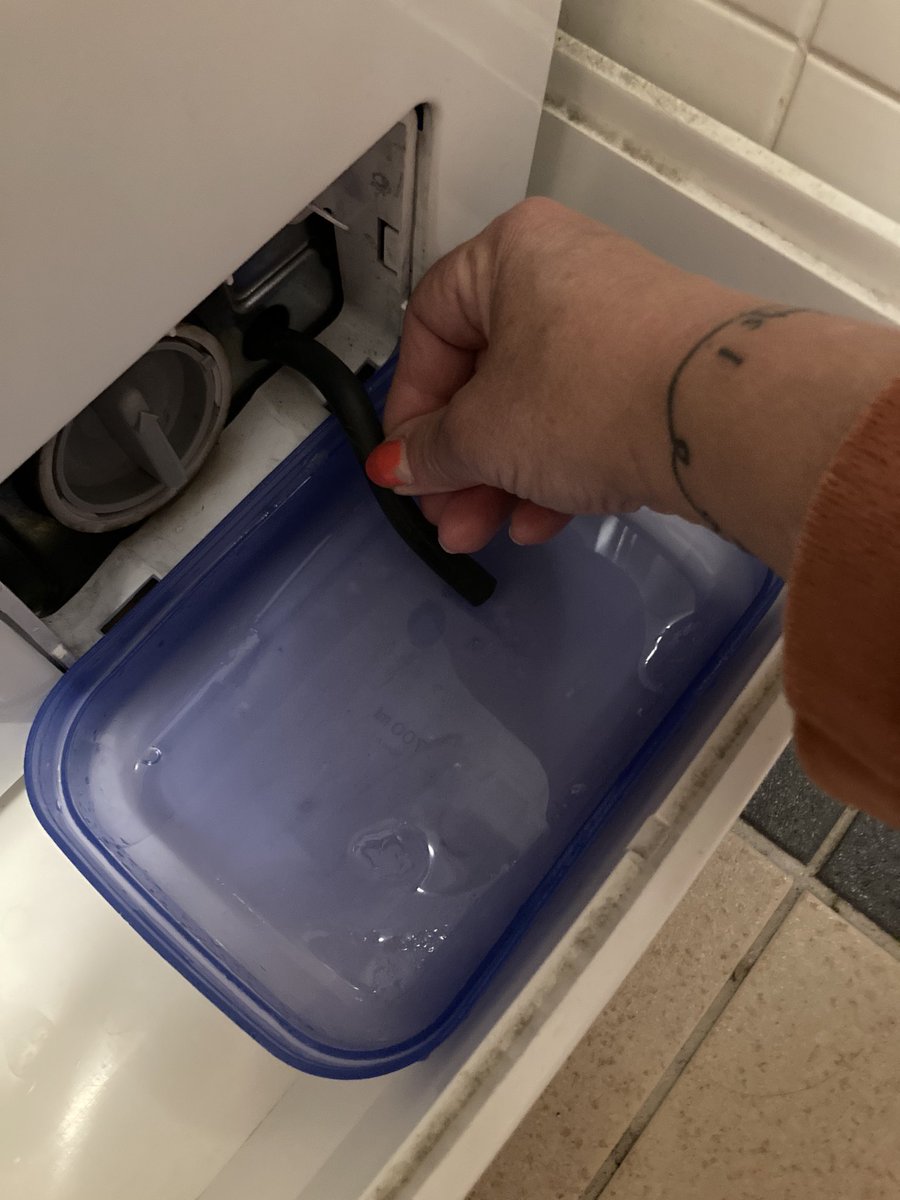 ZoetSanny's tweet image. Zondagochtend 07.15u, jullie lagen vast nog te ruften in jullie bedjes!

En ik maar denken dat ik dit wel kan, want ik heb het immers nog nooit gedaan! 🍀

#Pippi #wishmeluck