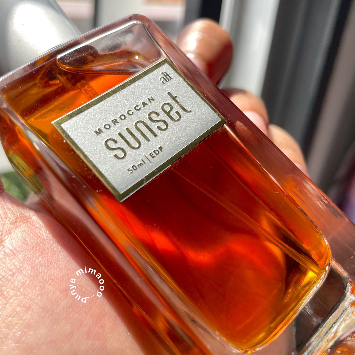 mimaoOo__'s tweet photo. Kebayang ga sih kalo thai tea dijadiin parfum kaya apa wanginya?

Ini dia, Moroccan Sunset by @altperfumery ꕤ https://t.co/qOCHaYhV3d