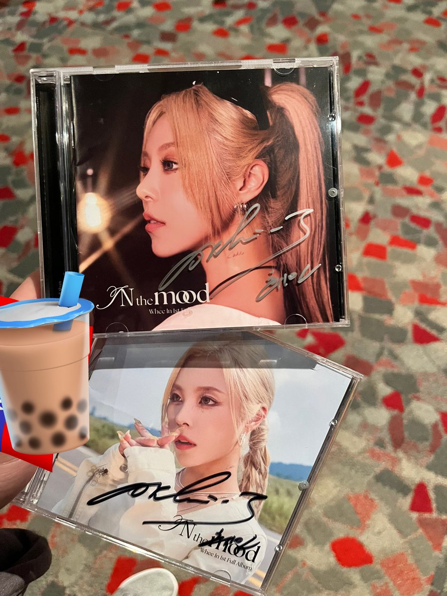 Cham_skywalker's tweet photo. I have a friend who's a big fan of Whee In, but she can't attend any of Whee In's US concerts because of her internship. I made sure to get her a signed album for her birthday
🐶
#마마무 #휘인 #MAMAMOO #WHEEIN #丁輝人 #輝人 #WheeIn_1ST_WORLD_TOUR #WheeIN_SF #WheeIN_SanFrancisco https://t.co/0FadN5vQHg
