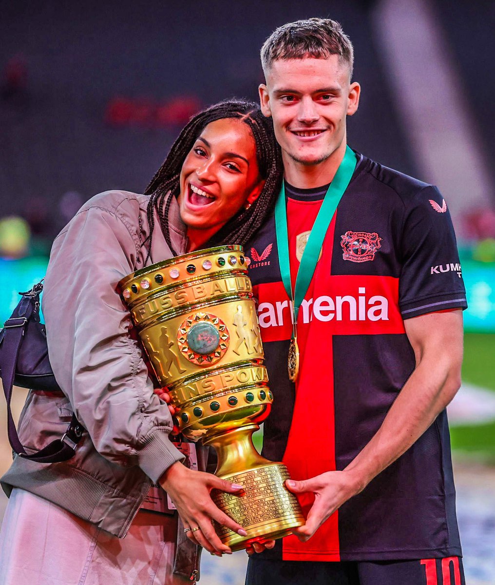 🥹❤️‍🩹 Florian Wirtz with his girlfriend after winning the DFB Pokal! 🏆