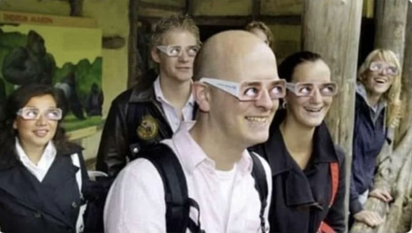 That time the Rotterdam Zoo started handing out these weird glasses to visit a gorilla enclosure. After one of the gorillas, Bokito, escaped and attacked a women who stared at him everyday, these glasses tricked the gorillas into thinking that zoo goers weren’t staring at them.
