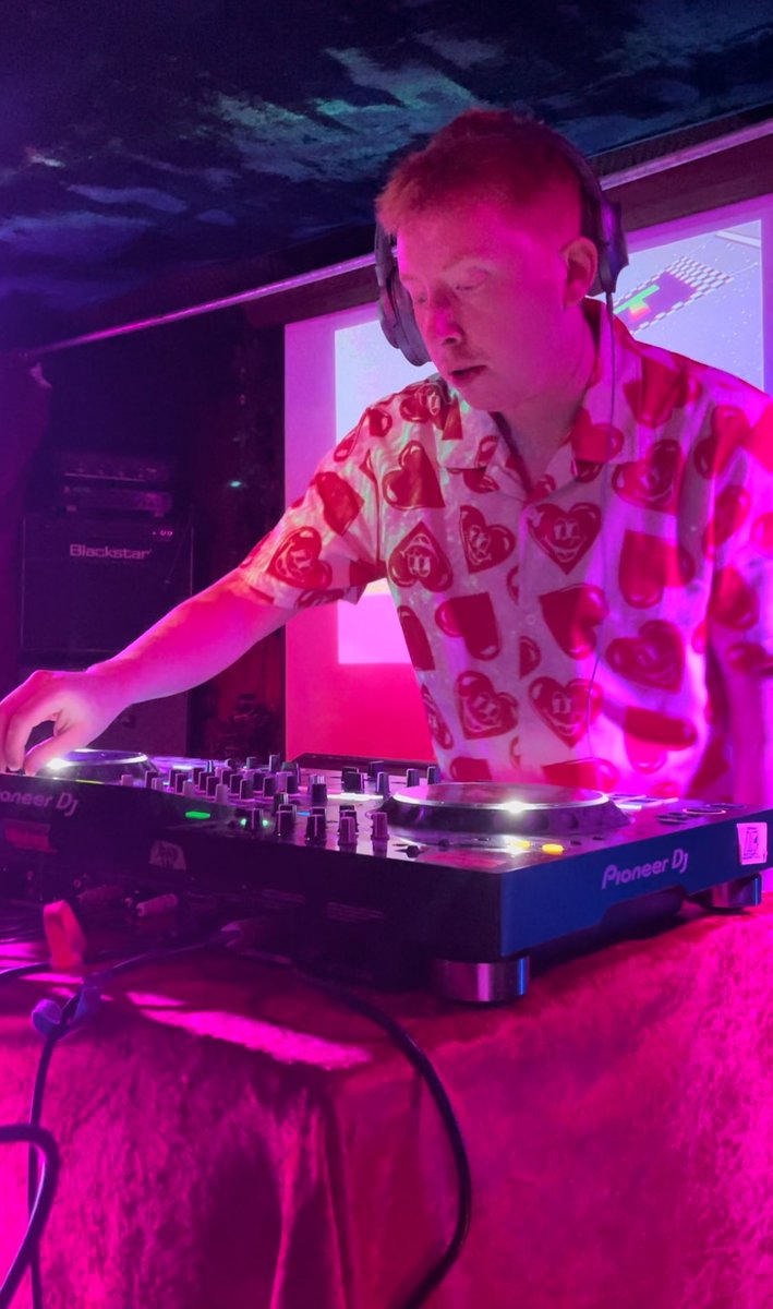 ₥Ɽ. ₩₳Ӿ (@mrwaxwave) on Twitter photo Thank you so much to everyone who came down to support last night - absolutely mad one 👻❤️🫶🏻
<a href="/FutureSoundsFM/">FutureSounds</a> Thank you so much to everyone who came down to support last night - absolutely mad one 👻❤️🫶🏻
<a href="/FutureSoundsFM/">FutureSounds</a>