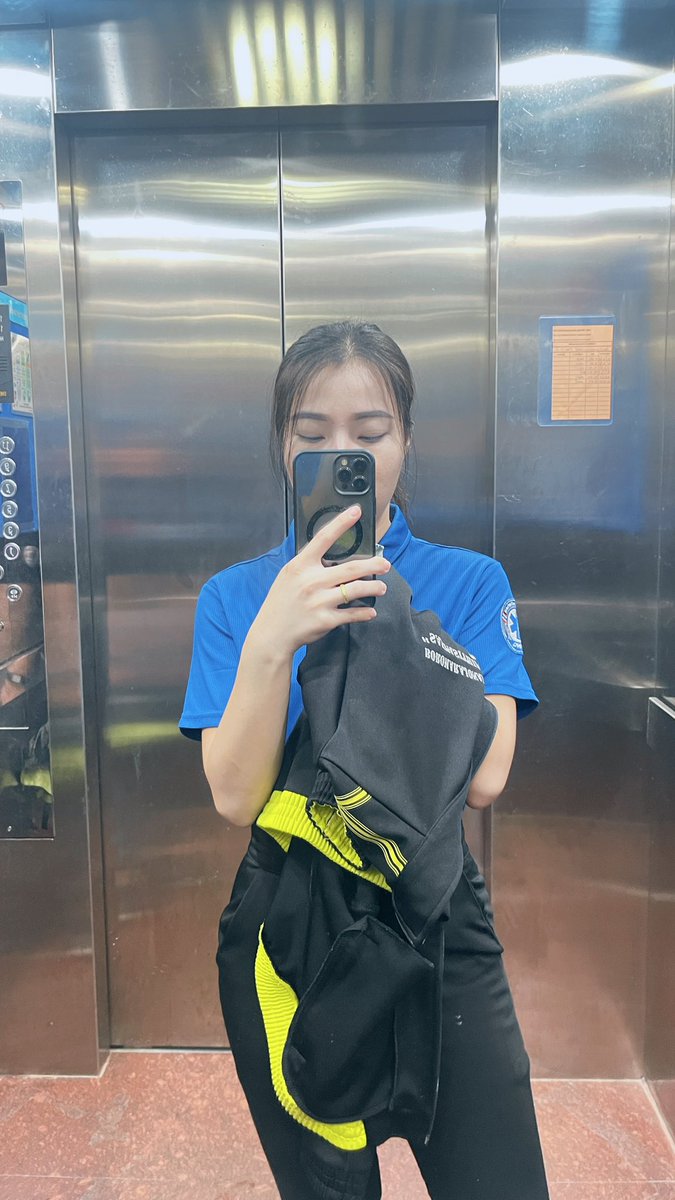หญิงเนิร์ด(Nurse) tweet media
