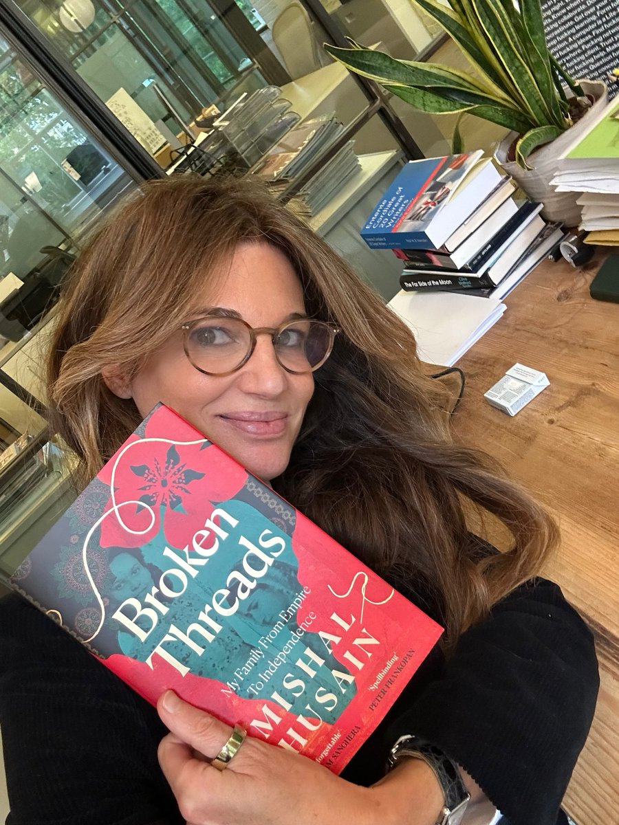 IraMalik23's tweet photo. ⭐️⭐️⭐️⭐️⭐️ @MishalHusain
@Jemima_Khan 
#خان_کا_نظریہ_نہیں_مٹا_سکتے 
#Sargodha #SundayInspiration 
#Whatsapp 
#Rs567 https://t.co/r2oobwdx8v