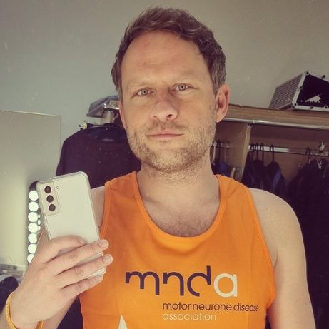 ANOTHER wonderful gesture by @PeterAsh_85, whose #Corrie character is living with #MND.

Peter is now passionate about raising funds for the @MNDAssoc and is taking part in today's @Great_Run #Manchester10k!

💙 Go well and thank you, Peter 🧡

To Donate: …ellgreatmanchesterrun2024.enthuse.com/pf/peter-ash?f…