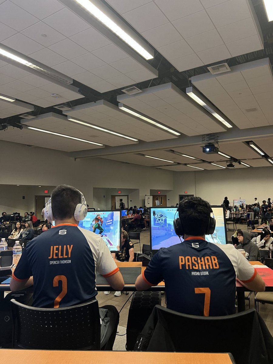 HairyHapa's tweet image. Won HLG LAN, ggs to UCSD gold! Shoutout to the boys, super happy with the season and the memories I made with these guys, officially done now 😎
@pashab_ 
@coopiscold 
@wizdran 
@ang9r 
@pika__63 
@starIiIy
