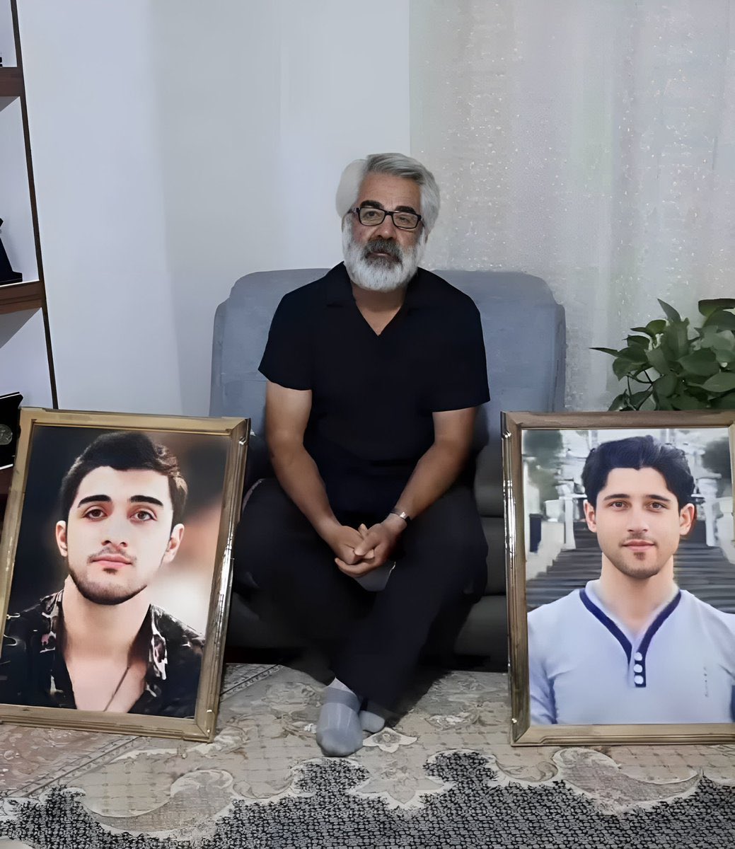 .@Helge_Limburg :Ein Vater trauert um seinen ermordeten Sohn. Und stellt öffentlich Fragen an die Mörder. Im #Iran wurde er dafür zu 6 Jahren Haft verurteilt. Die Verbrechen des Regime gehen weiter. Ich fordere die sofortige Freilassung von #MashallahKarami, dem Vater von