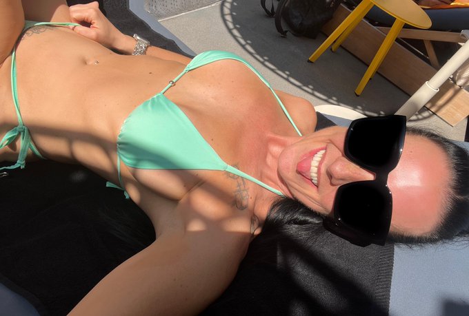 &hellip;, had a good day :) what about you? https://t.co/xX11KdUo4s<a href="/tag/art"class="tags"><span>#art</span></a>