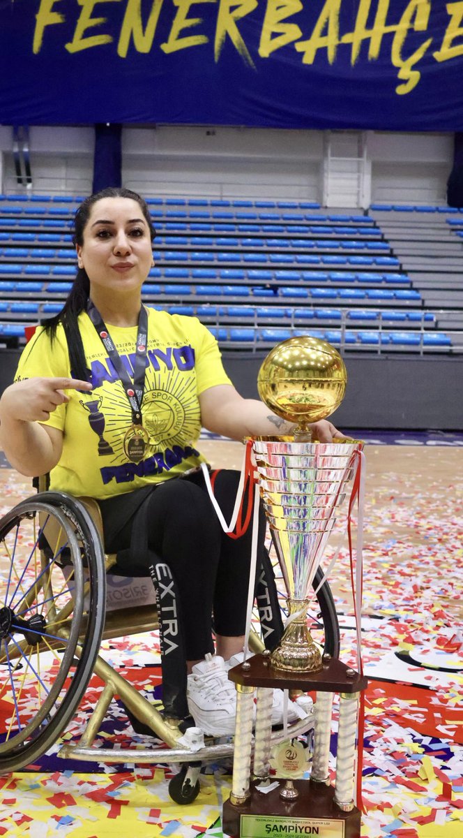 777Kinem's tweet photo. 2024 🏆🏆 görev tamamladı 📌 😂 

EuroCup1 Şampiyon 💛💙

Süper Lig Şampiyon 💛💙 https://t.co/pugjlxrbsw