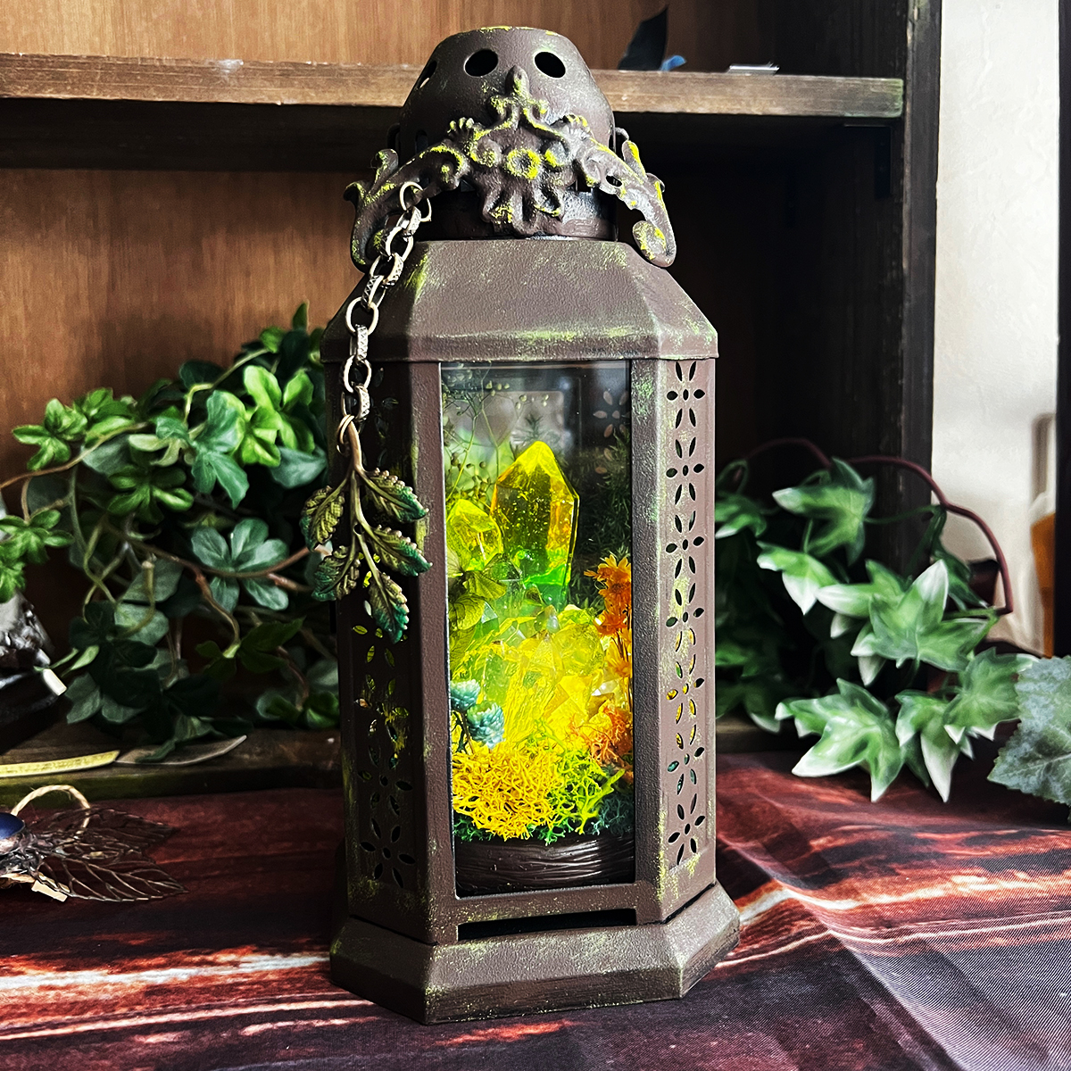 また、それぞれ一点限りになりますが、『魔鉱石のランタン』『魔鉱石の