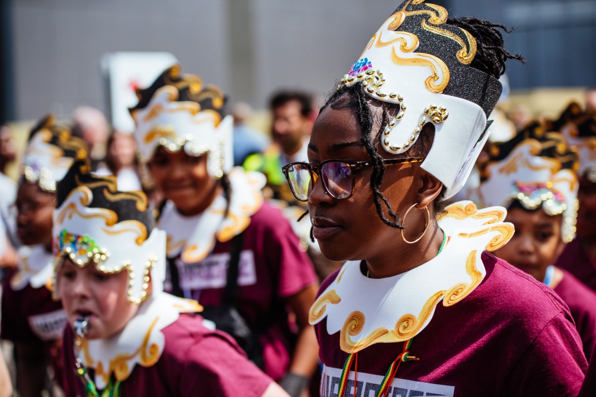 One day to go until the 48th Luton International Carnival! 📆 Monday 27 May, 12pm to 6pm 📍 Luton Town Centre 🌟 Delicious food, entertainment, music and lots of laughter 😀 Info 👉 carnivalarts.org.uk/lutoninternati… Road closures 👉 m.luton.gov.uk/Page/Show/news… @carnivalukcca @LutonRising