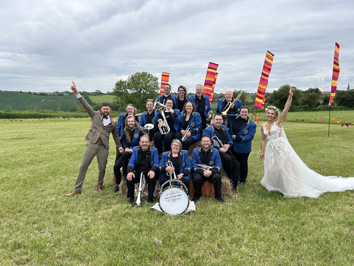 Old Silkstone Band (@oldsilkstone) on Twitter photo OSB had a wonderful day playing at Charlotte and Lloydβs wedding in Slade Hooton yesterday. 
We loved being a part of your special day and we hope you had a great time!
πΊπππ»πΆ OSB had a wonderful day playing at Charlotte and Lloydβs wedding in Slade Hooton yesterday. 
We loved being a part of your special day and we hope you had a great time!
πΊπππ»πΆ