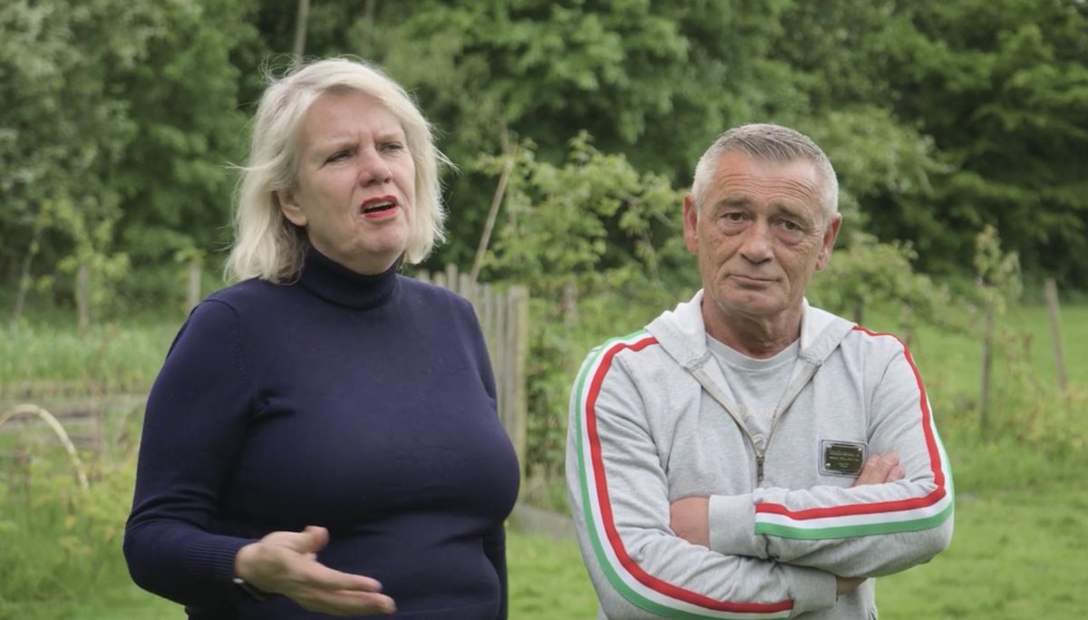 😳 Een tram- of busbaan door het Westerpark, het meetellen van kunstgras als ons groen of de continue dreiging voor de volkstuinen? Ons Amsterdamse groen verdient betere bescherming! 

💚 Ben je voor groen?
❌ Stem dan TEGEN op 6 juni! 
👉 youtu.be/SP1ct45wQFo?si…
