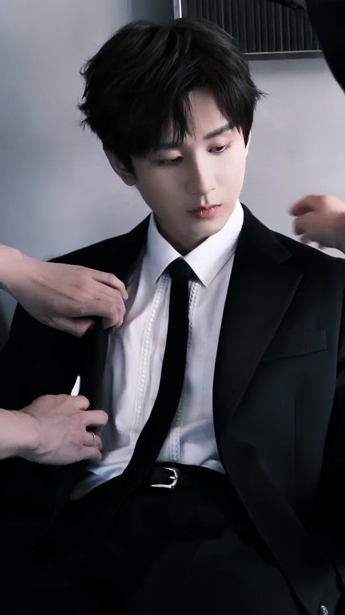 a rich and arrogant Young Master 🔥🔥 #ChengYi #成毅