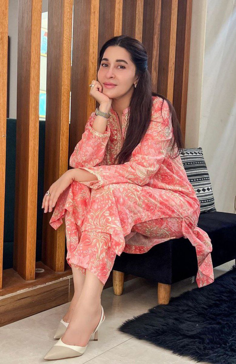 Gorgeous #DrShaista 🌟