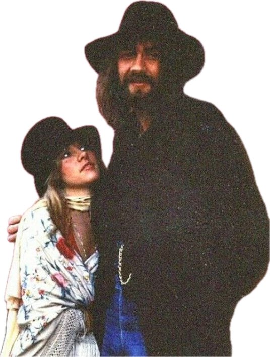 Happy Birthday @StevieNicks!!!!❤️👀 So great to know you are performing all over the world !!! doing what you love!!!.. and being an inspiration to so many !!!.. You are loved by many and loved by me..🎼❤️🎼🥁Again Happy Birthday .. love Mick Fleetwood . ✍️❤️