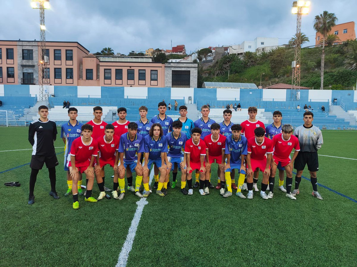 ✔️ Entrenamientos de la Selección de Tenerife #Sub18. ➕ℹ️ ftf.es/comunicacion/n… #somosFIFT #Tenerife