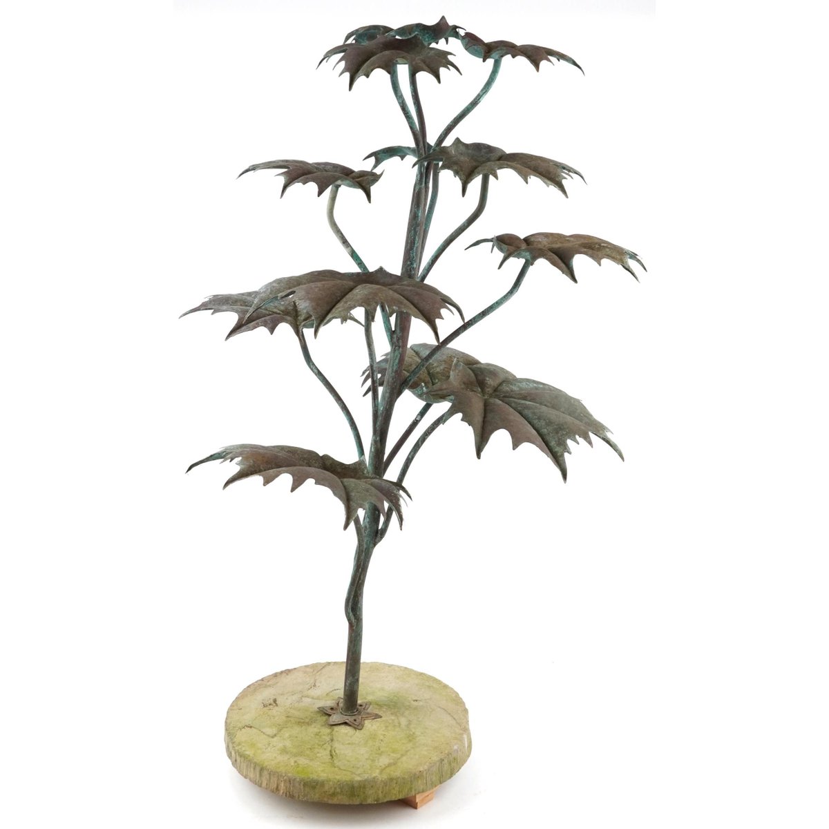 Join us for the Antiques, Collectables, & Jewellery Auction on May 29th at 9:30 AM! 🏺

Lot 244 is this Gary Pickles 2000, verdigris copper garden fountain.

View the catalogue: shorturl.at/HARZY

#eastbourneauctions #copperfountain #stonestonebase #outdoordécor #gardenart