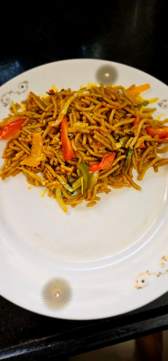 Homemade ज्वारीच्या noodles ...🧡
#MyClick
#MobilePhotography
#ClickforIndia
#Theme_pic_India_Foodie
@Theme_pic_India