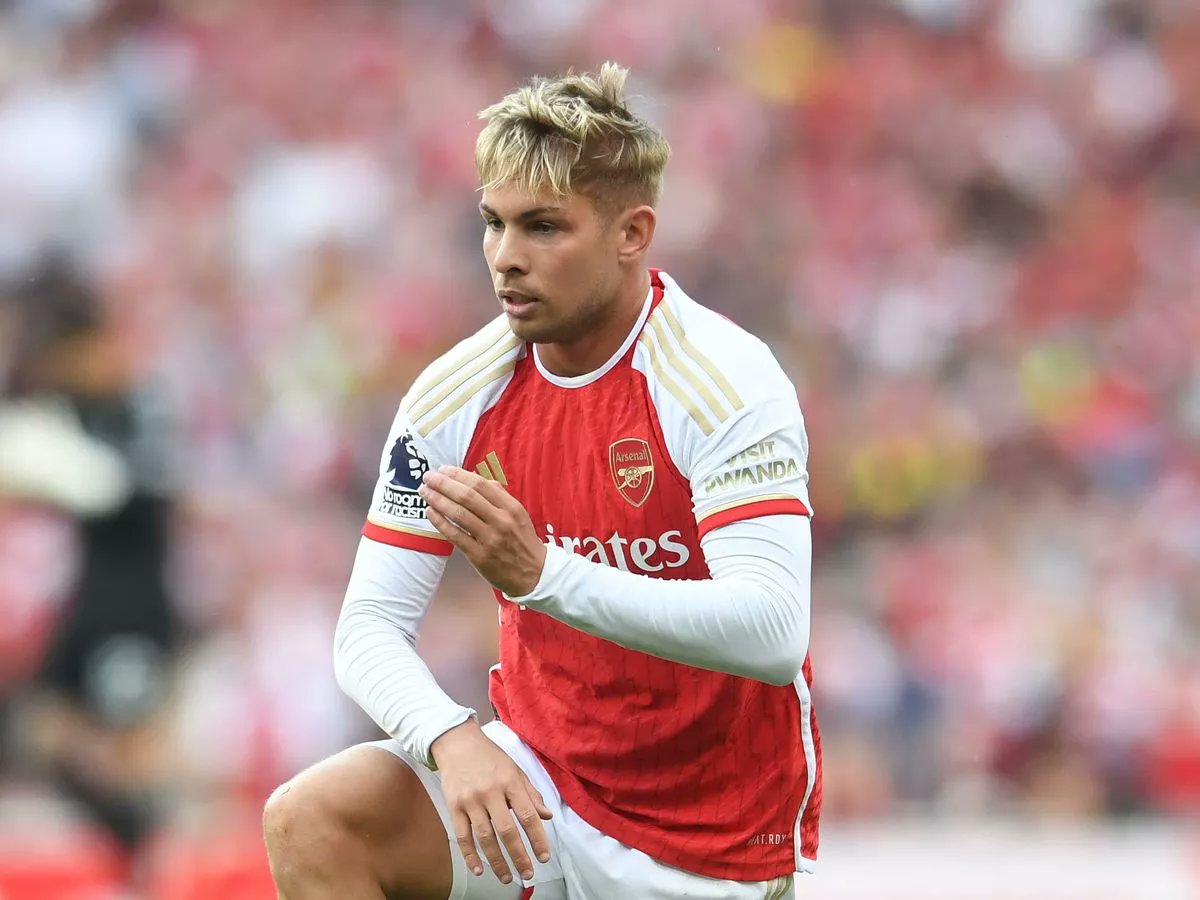 🚨 Emile Smith Rowe's camp will hold talks with Arsenal about his future at the club following his limited playing time during the season. (Source: CaughtOffside)