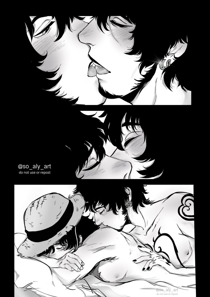 A little moment of hug and sweet kiss💕 #lawlu #luffy #law #onepiece