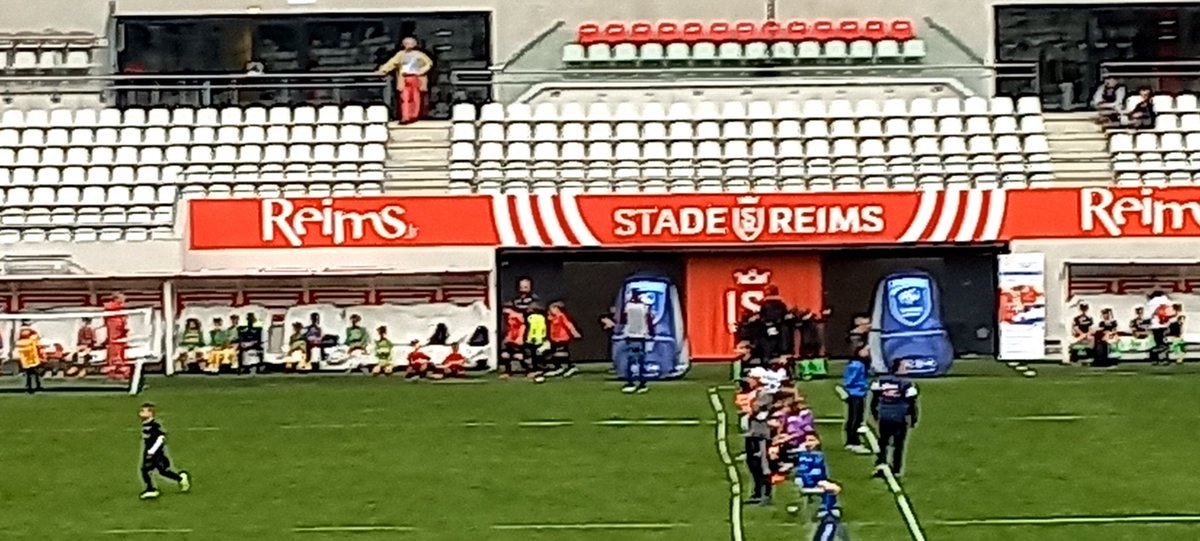 UNASS51's tweet photo. #unass ChampArdAisne assure un dispositif prévisionnel de secours au stade Delauneau tournoi de football "tous à Delaune" organisé par les district #Marne de #Football lundi 20 et dimanche 26 mai #Reims. https://t.co/s5oY4kPDrZ