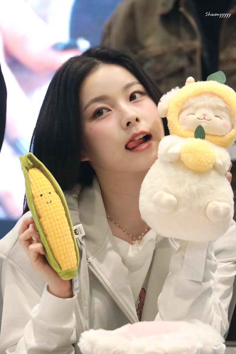 240303 HQ

HAPPY KYUJIN DAY🎂

#NMIXX #엔믹스
#규진 #KYUJIN
#햅삐진규데이
#HappyKyuttenDay