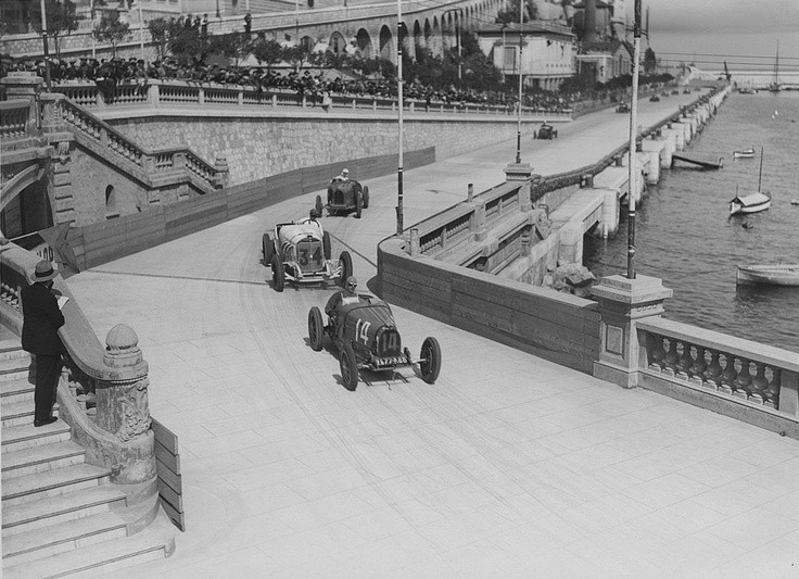 Monaco Grand Prix 1929 Philippe in the Bugatti T35-C leading German Race Ace Rudolf Caracciola in the Mercedes Benz SSK. The overall victor was to be presented with the valuable Prince de Monaco gold trophy and 100,000 francs, second place 30,000, third 20,000, fourth 15,000