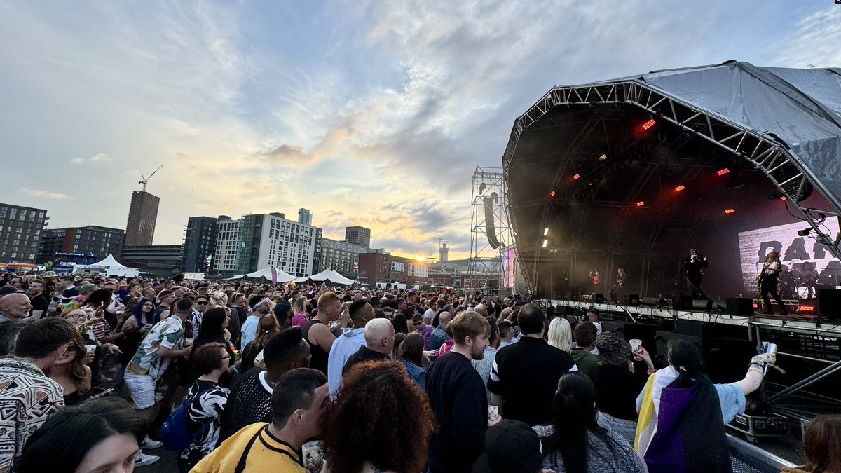 outinbrum (@outinbrum) on Twitter photo I think every part of me aches after an amazing day of marching, dancing, and singing at <a href="/BirminghamPride/">Birmingham Pride</a> 🏳️🌈🏳️🌈
Time to plan today’s outfit for day 2 I think every part of me aches after an amazing day of marching, dancing, and singing at <a href="/BirminghamPride/">Birmingham Pride</a> 🏳️🌈🏳️🌈
Time to plan today’s outfit for day 2