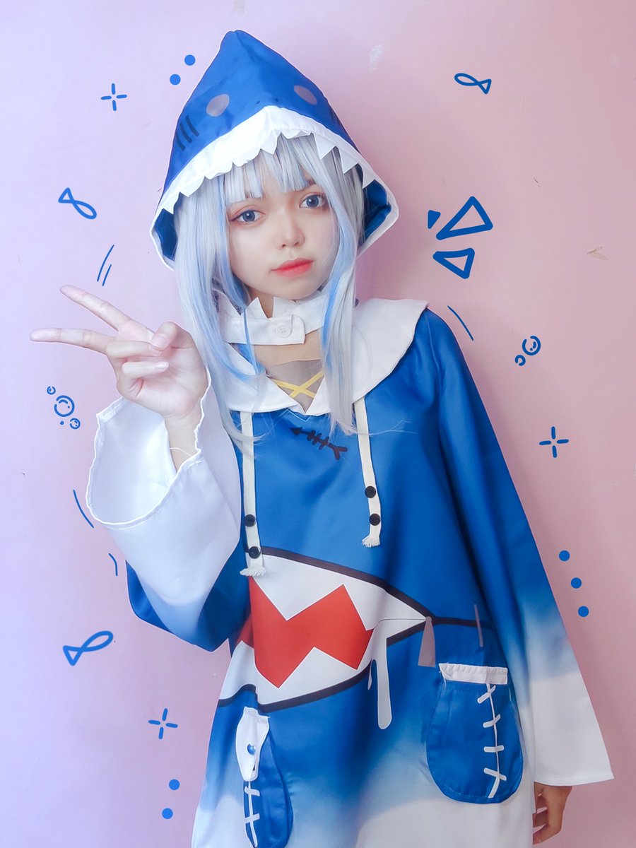 Jiroux_Clark's tweet photo. G a w r ! 🌊 🦈

#gawrgura #Cosplay https://t.co/drU2CDVaVb