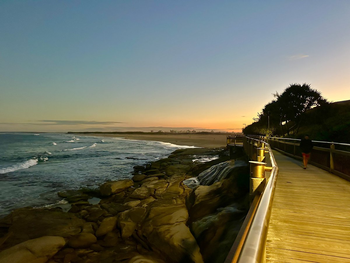 Is the Boardwalk at Caloundra one of Australia’s best?  It has to up there 🙏🏻🇦🇺
So much so close 🎣 🏄🏽‍♂️ 🐦 ☀️ 🏝️☕️ 🍱 🏊 🏐 🐶 🚲 🎉
<a href="/VisitCaloundra/">Caloundra</a> 
<a href="/sunshinecoastoz/">Visit Sunshine Coast</a> 
<a href="/Queensland/">Queensland Australia</a>