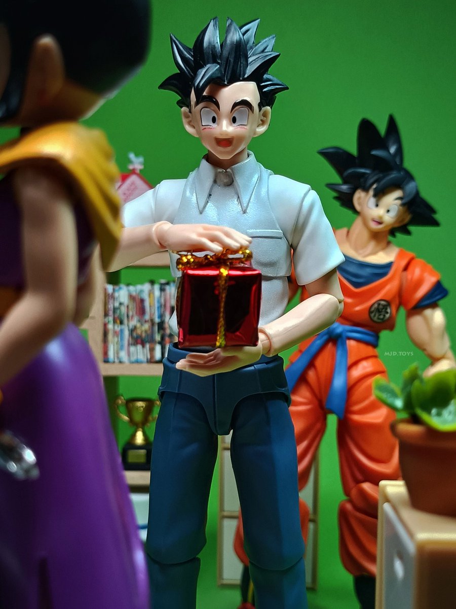 Bonne Fête des mères 💐 母の日 #dragonballz #dragonballsuper #toysphoto #shfiguarts #fetesdesmeres #母の日 #goku #gohan