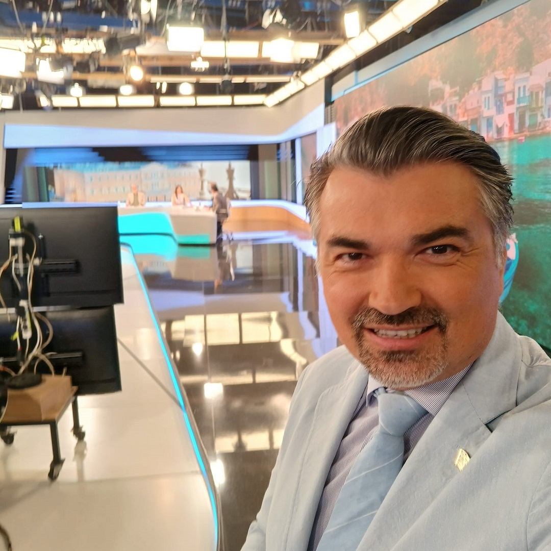 Κυριακή πρωί στον @ant1tv με την @feimavragani 📺 Με τα προβλήματα του Έβρου στο μυαλό μετά τη χθεσινή περιοδεία.
➡️ Προτεραιότητα η Ελλάδα στην Ευρωπαϊκή Ένωση! 🇬🇷 🇪🇺 🗳️ #SkalkosIoannis #EllinikiLisi #Evroekloges2024