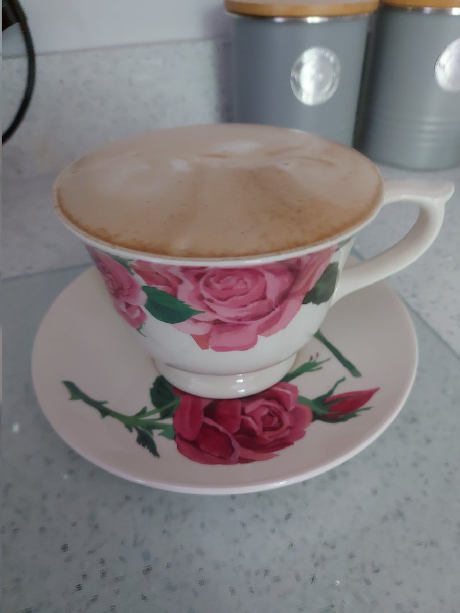 New #CoffeeTime cup & saucer from H 😍 #QuietTime #MugShot #Potteries #StokiePots #EmmaBridgewater