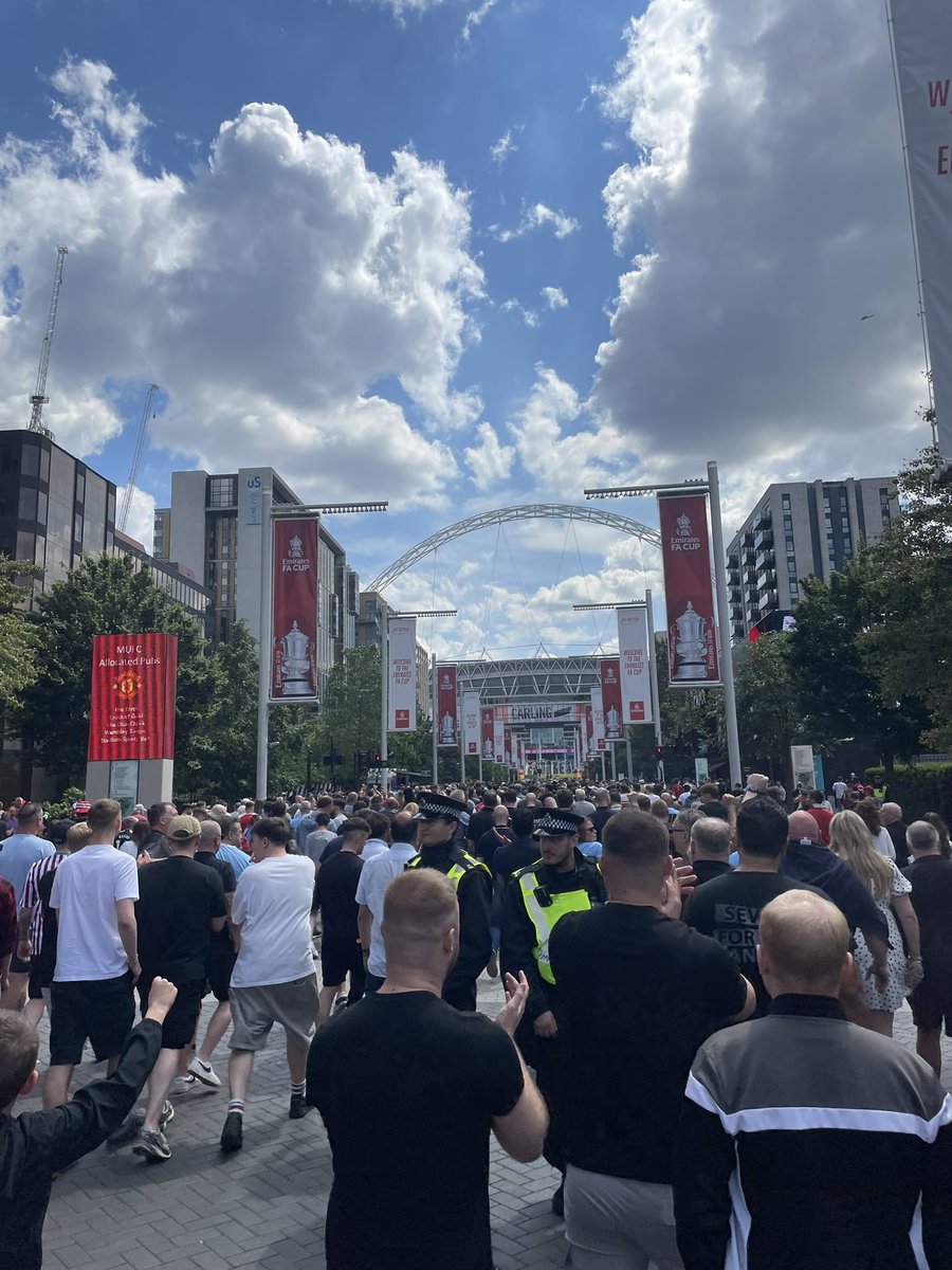 jayh_7788's tweet photo. What a day! 🔴⚪️⚫️ https://t.co/Kf2qaVgWAE