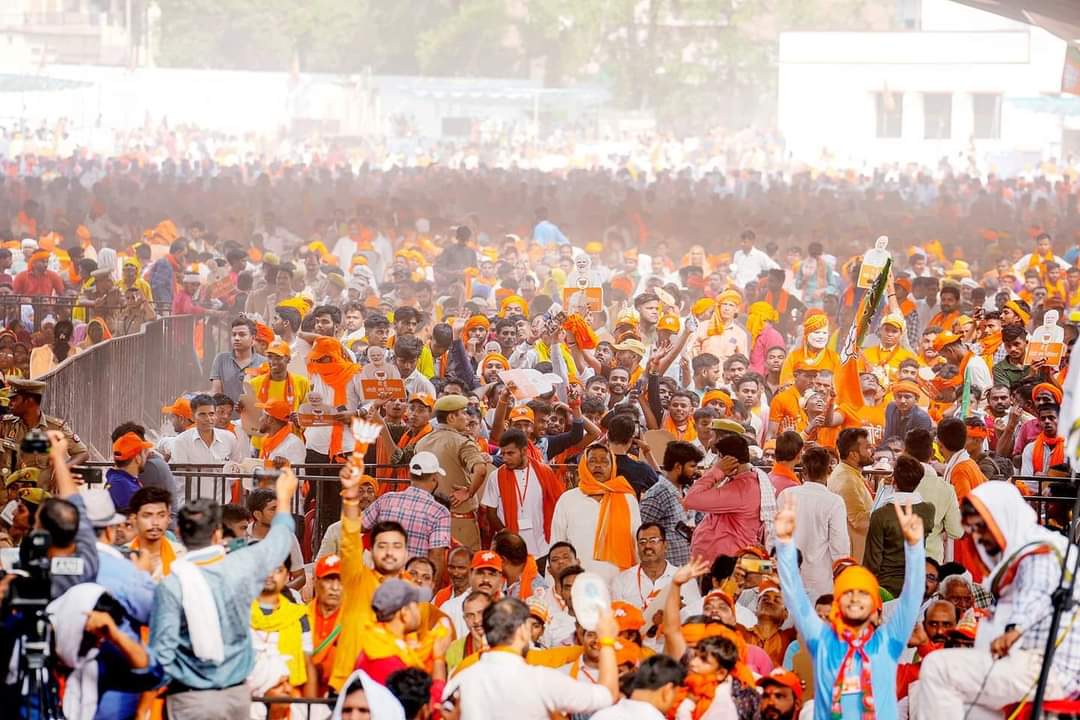 GhazipurBjym's tweet photo. कल लोकसभा-75 गाजीपुर की शहीदी धरती पर विश्व के सर्वाधिक शक्तिशाली,करोडों भारतीयों की उम्मीद हम सबके प्रेरणास्रोत देश के यशस्वी प्रधानमंत्री आदरणीय श्री नरेन्द्र मोदी जी की महा जनसभा के दृश्य की कुछ छवियां गाजीपुर के परिवार का उत्साह अद्भुत रहा ये उत्साह ही मोदी की गारंटी है https://t.co/GthU3PLOGl