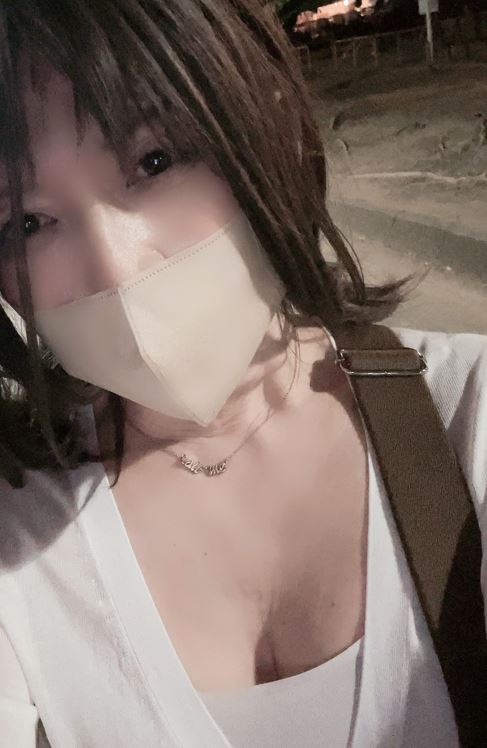 帰り道の公園で、声かけられないかな～
なんて思ってしまった・・・
なんだか欲求不満の気がある週末でした😅
#女装男子 #男の娘