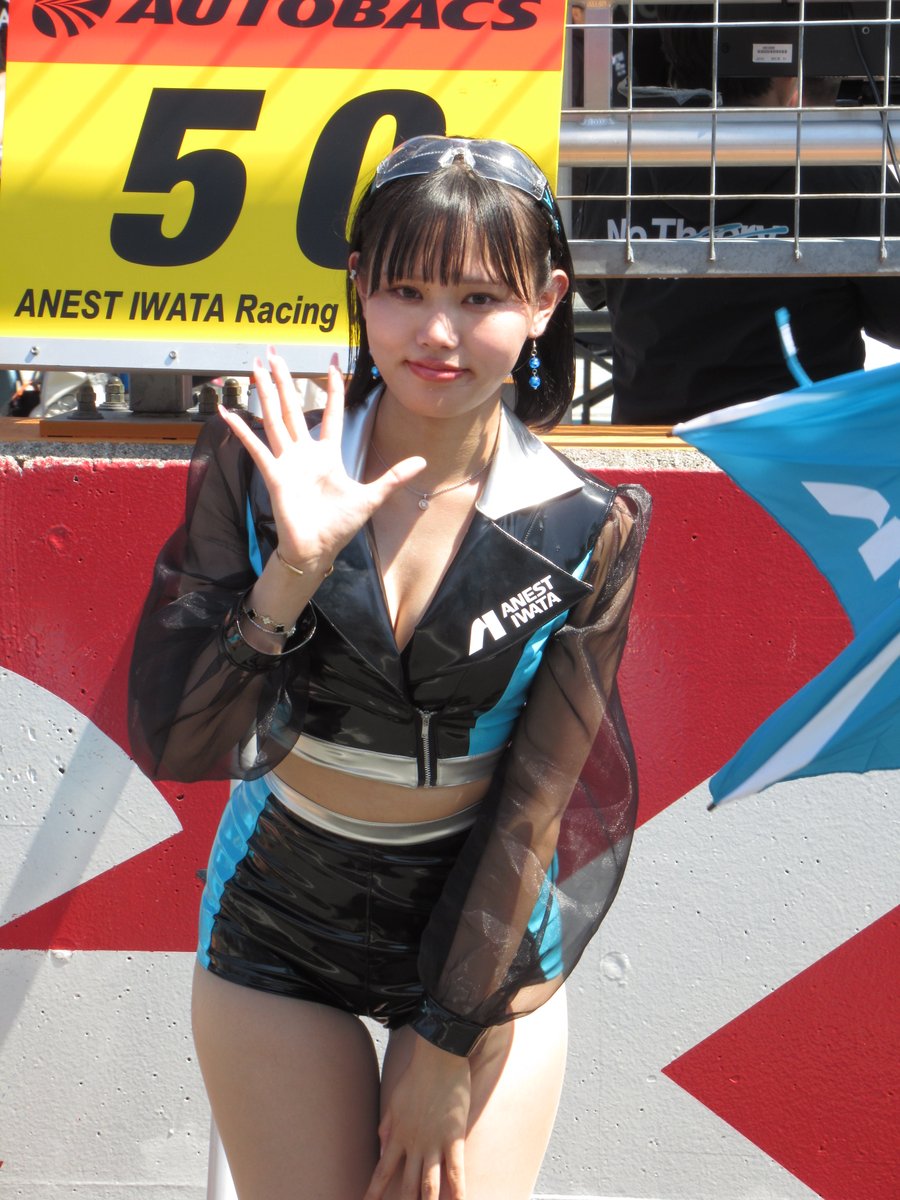 2024.5.3 #SUPERGT 第2戦 ピットウォーク
#BLUELINKVICTORYCATS
#桜川いちか さん(@ichi_sakuragawa )
撮影させていただきありがとうございました🙇‍♂️

#スーパーGT
#SUPERGT2024
#ANESTIWATARacingwithArnage
#アネスト岩田
#富士スピードウェイ